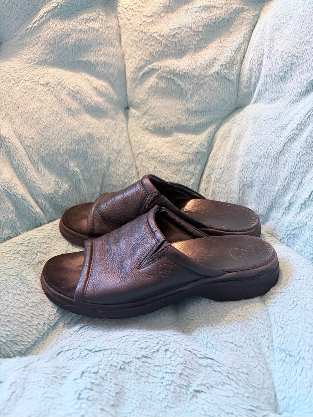 Ariat Women’s Leather Slippers
